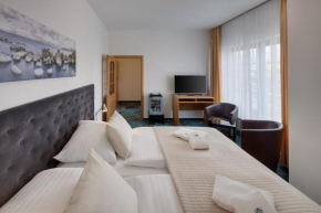 Отель Hotel Oya  Прага